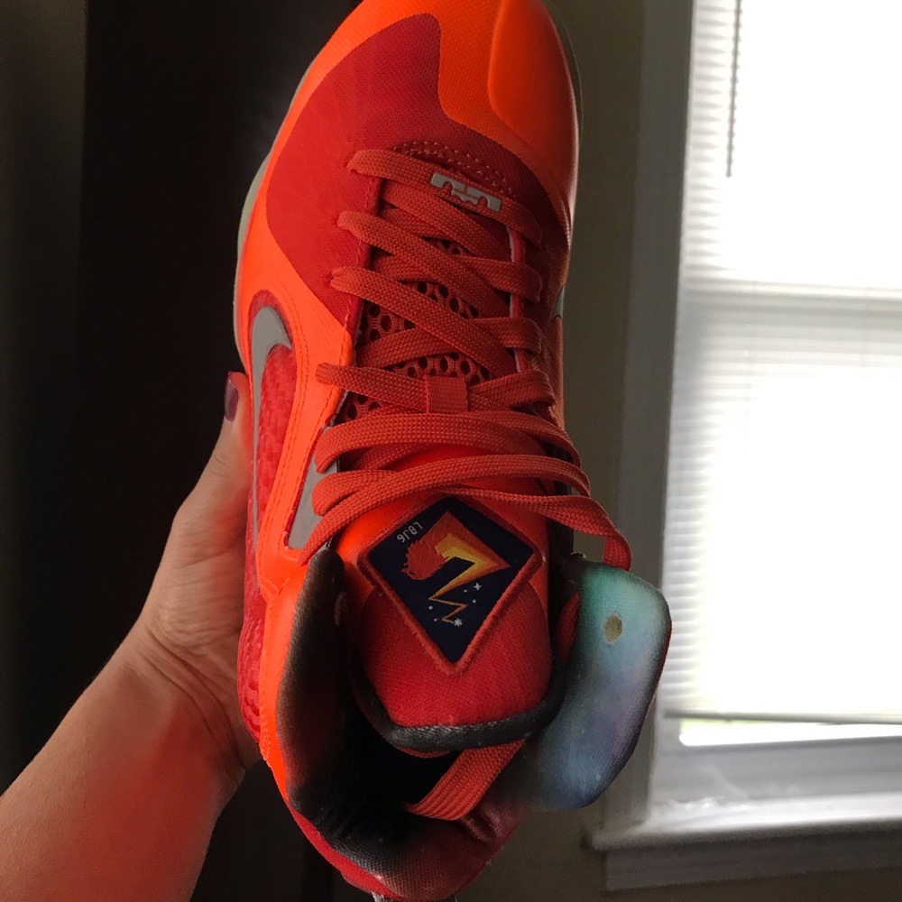 LEBRON 9 - Picture 3 of 12